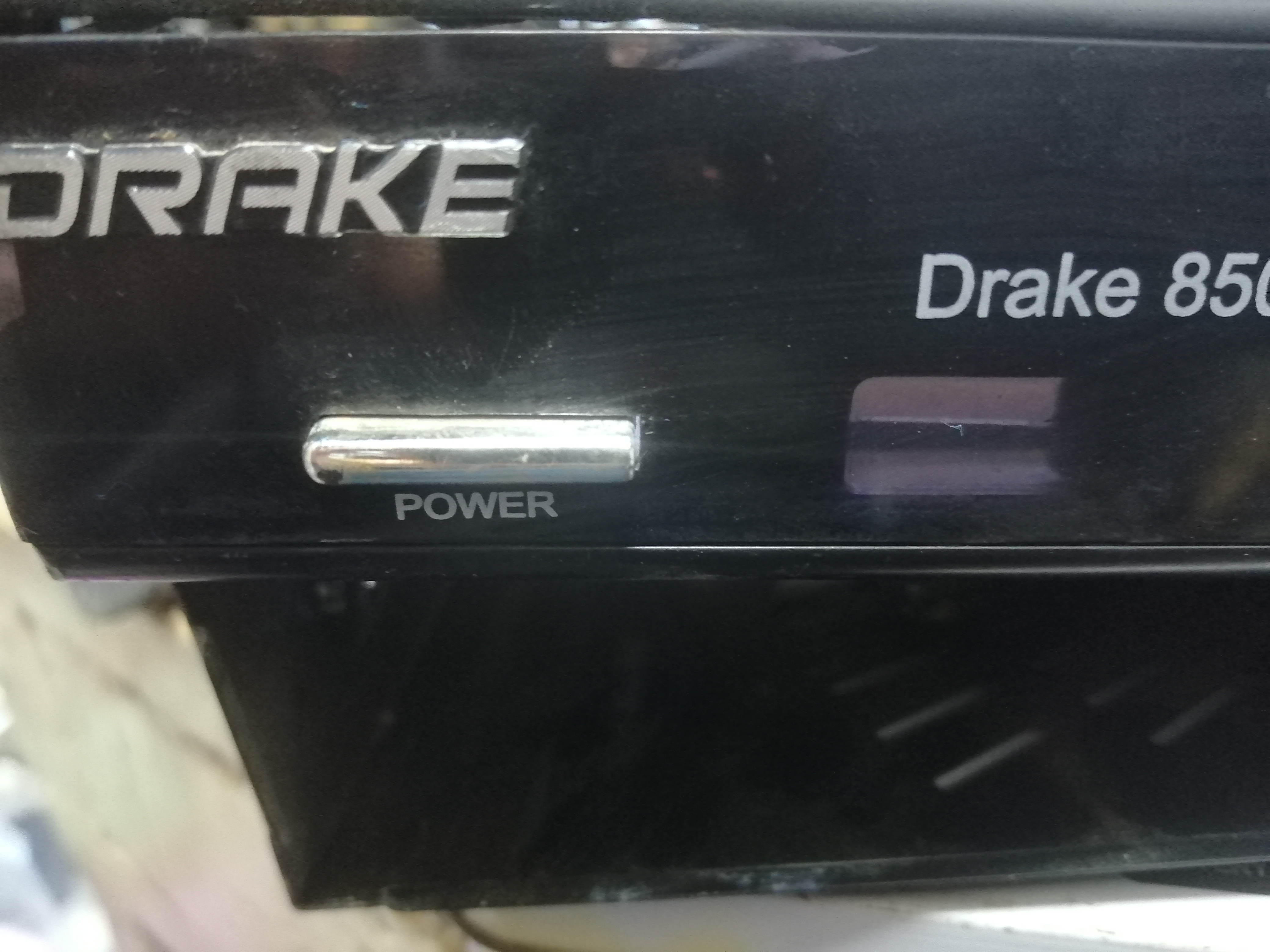  DRAKE Drake 850   Ali 4.jpg