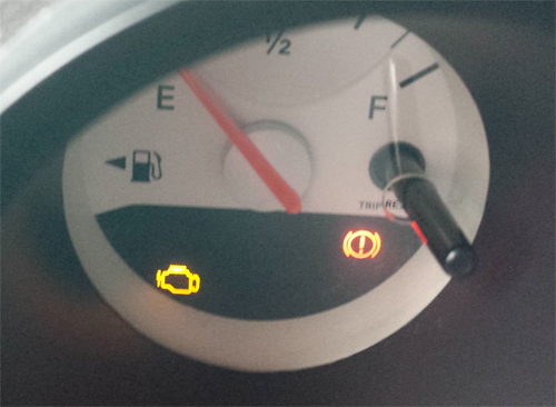 Red exclamation mark underneath fuel gauge | Charger Forums