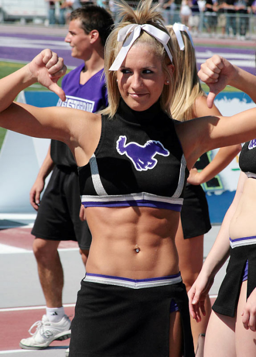 Chick_Abs__1089_.jpg