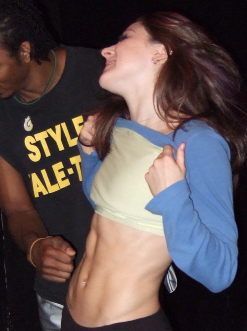 Chick_Abs__1118_.jpg