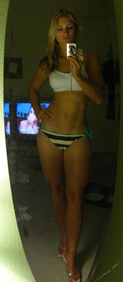 Chick_Abs__1167_.jpg