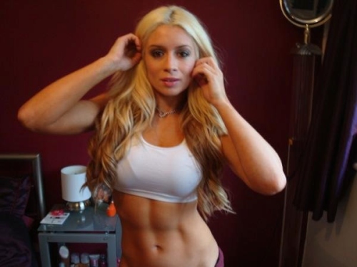 Chick_Abs__328_.jpg