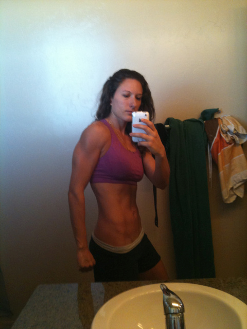 Chick_Abs__938_.jpg