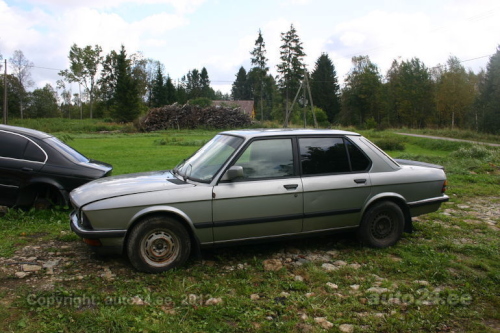 bmw_e28.jpg