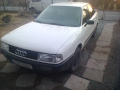 Audi 80 valge